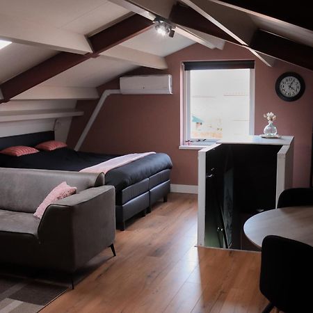 B&B De Kalverschuur Schoonrewoerd Bagian luar foto