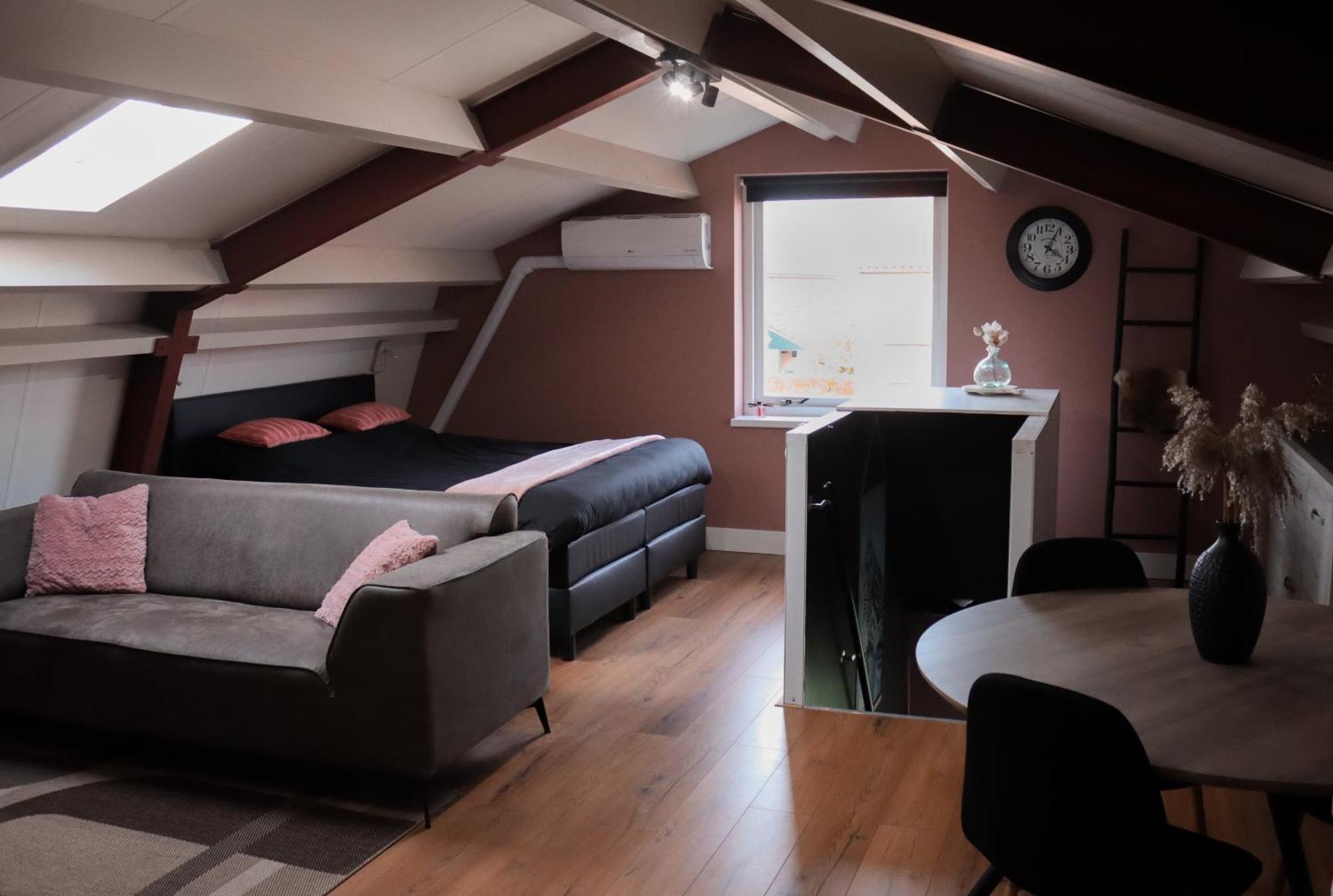 B&B De Kalverschuur Schoonrewoerd Bagian luar foto