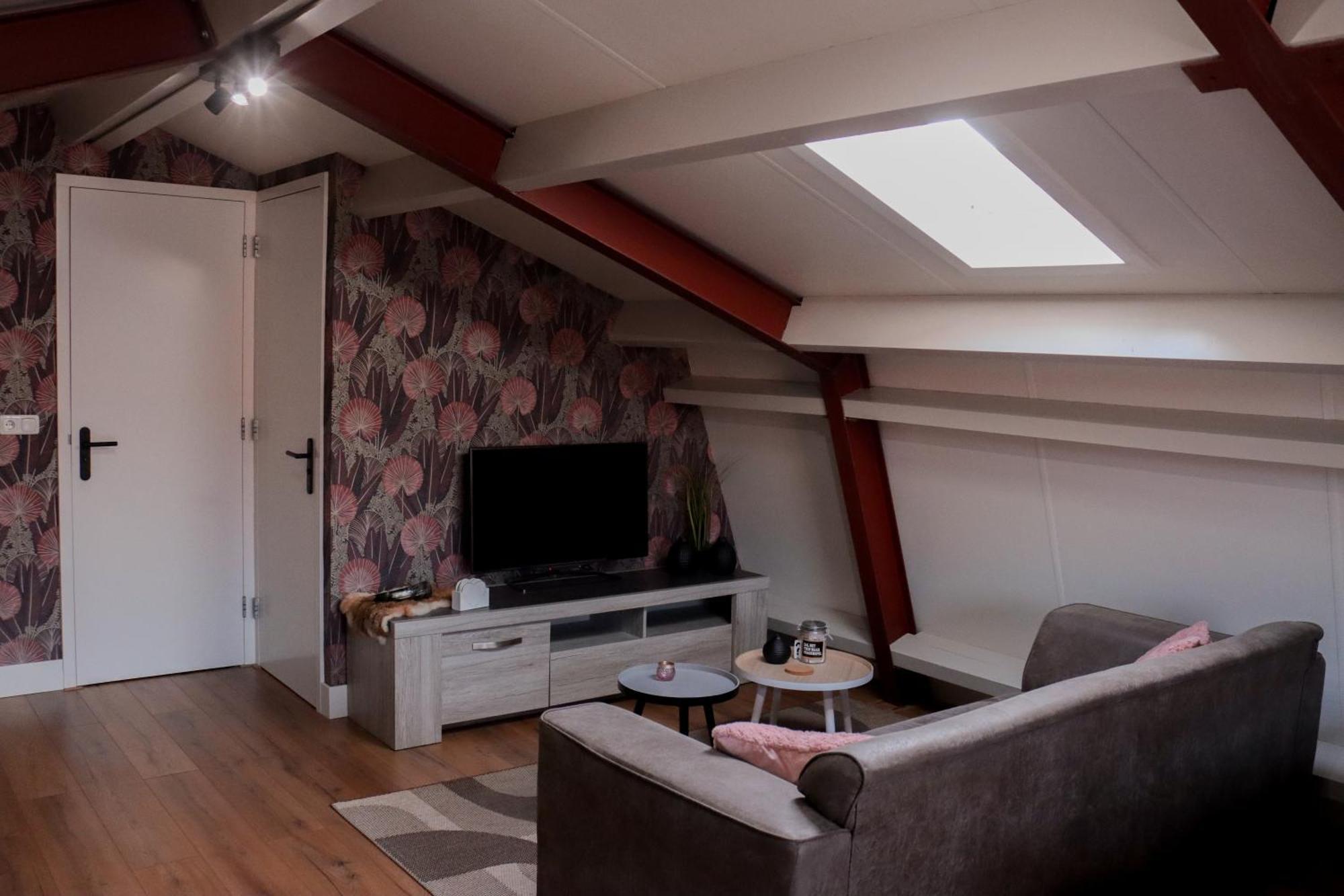 B&B De Kalverschuur Schoonrewoerd Bagian luar foto